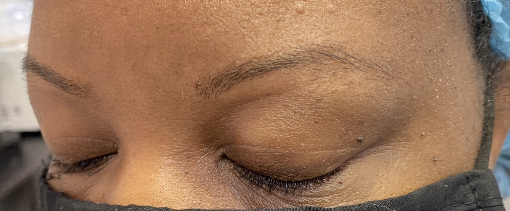 Powder Brows — before